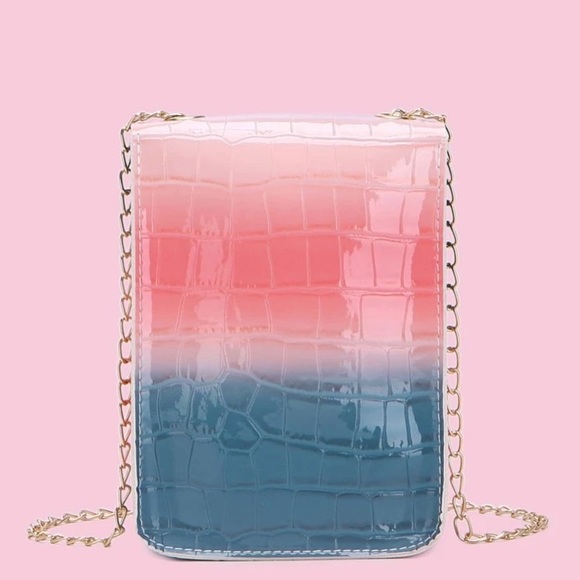 Crocodile Ombré pink | blue  | gold chain | crossbody mini bag - Picture 3 of 12